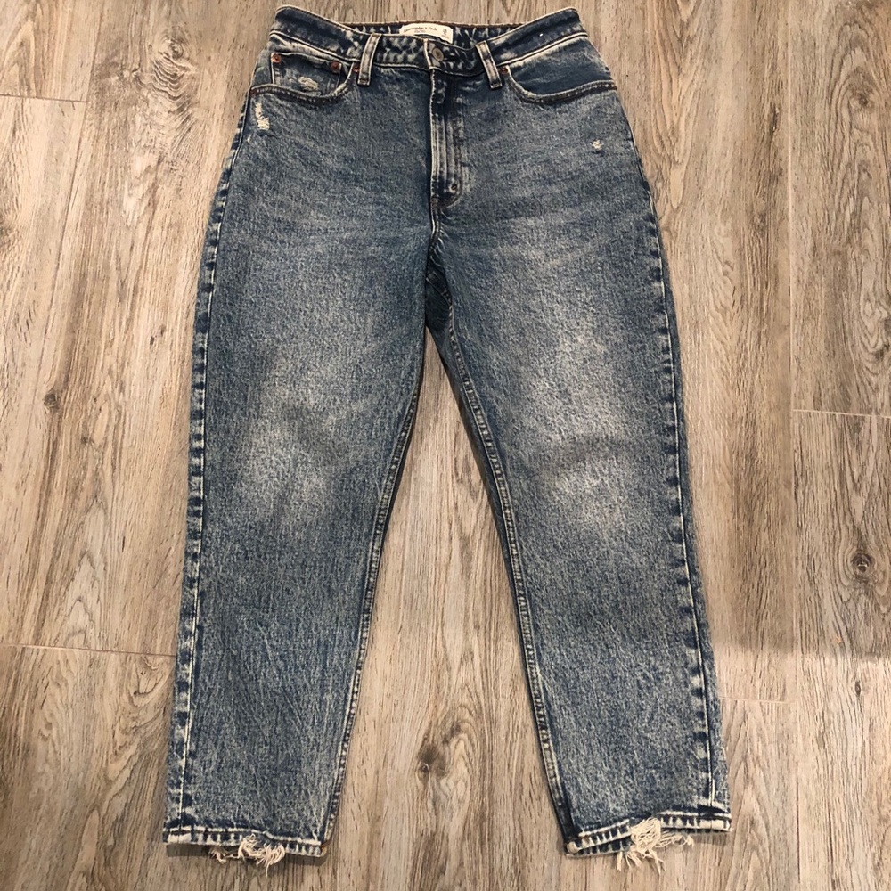 Abercrombie and Fitch High Rise Mom Jeans